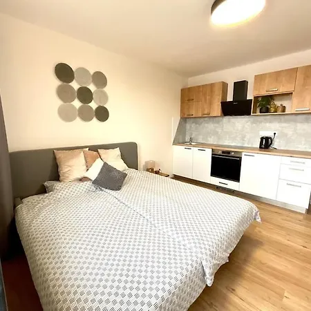 C.4 V Bankovnim Dome Kutná Hora