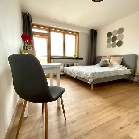 č.4 V Bankovním Domě *