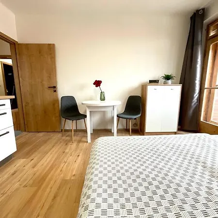 č.4 V Bankovním Domě * Kutná Hora