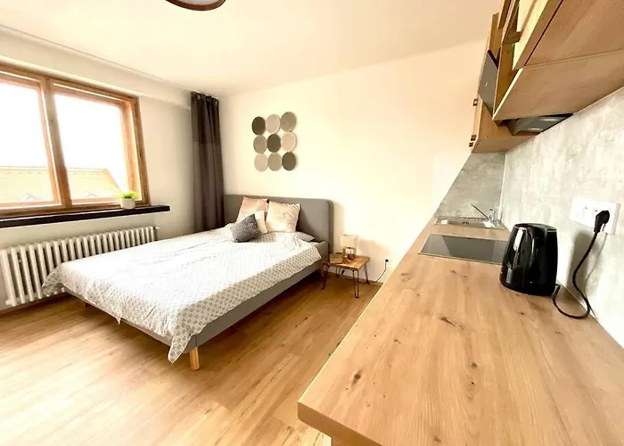 C.4 V Bankovnim Dome Кутна-Гора